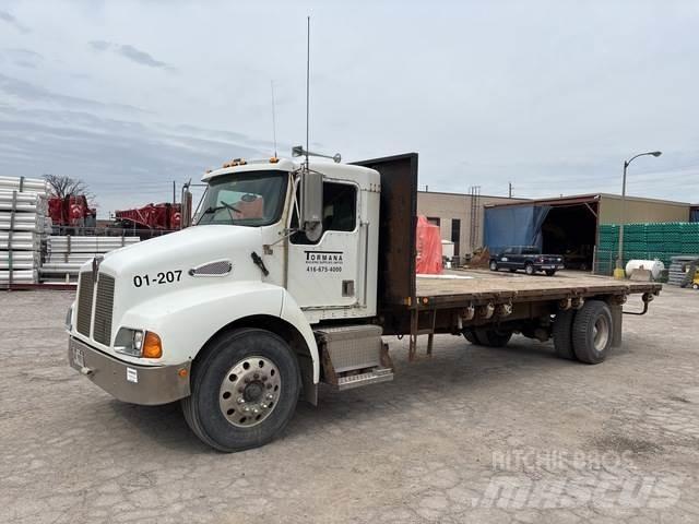 Kenworth T300 Camioane platforma/prelata