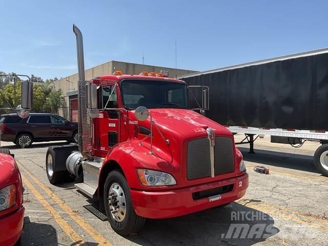 Kenworth T370 Autotractoare