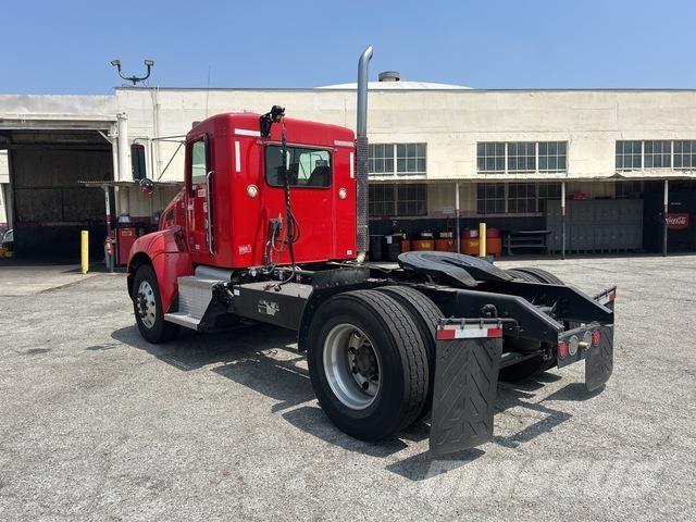 Kenworth T370 Autotractoare