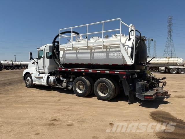 Kenworth T660 Camion vidanje