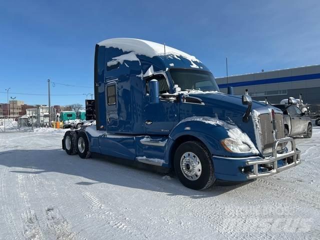 Kenworth T680 Autotractoare