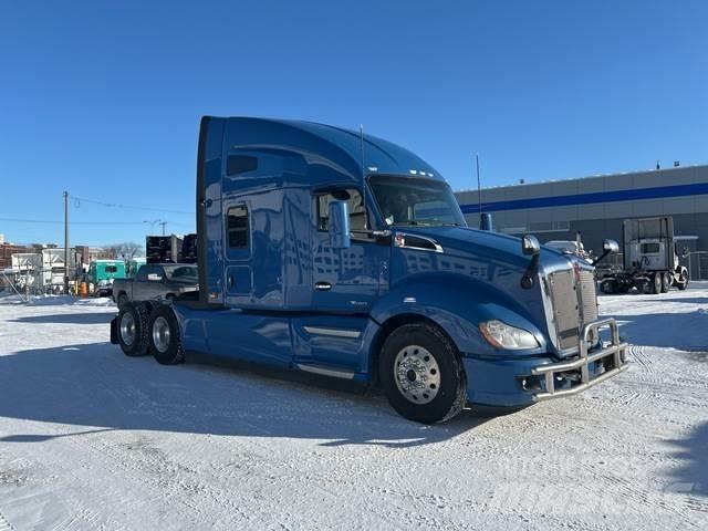 Kenworth T680 Autotractoare