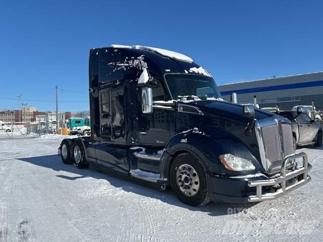 Kenworth T680 Autotractoare