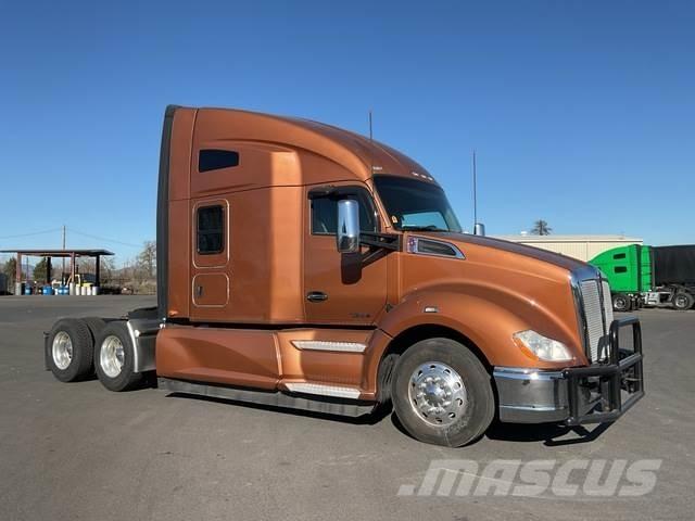 Kenworth T680 Autotractoare