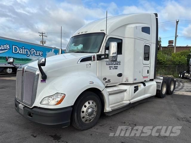 Kenworth T680 Autotractoare