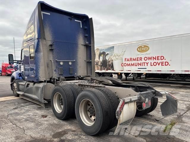 Kenworth T680 Autotractoare