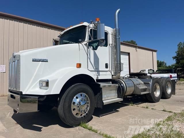 Kenworth T800 Autotractoare