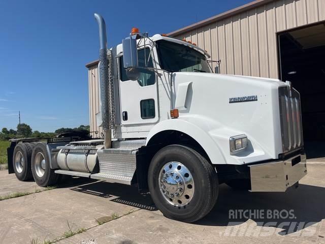 Kenworth T800 Autotractoare