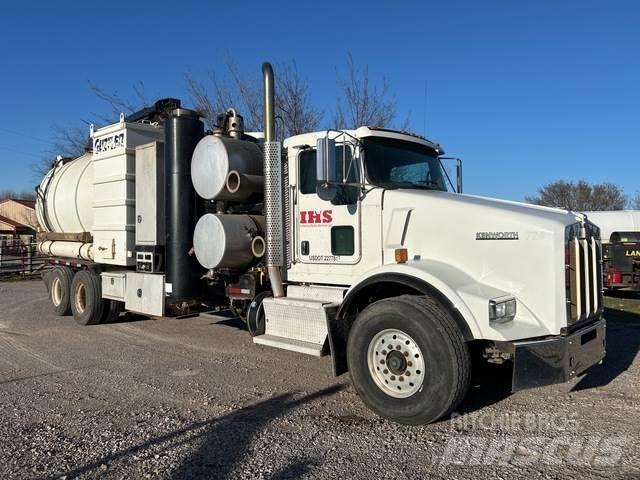 Kenworth T800 Excavatoare pe șenile
