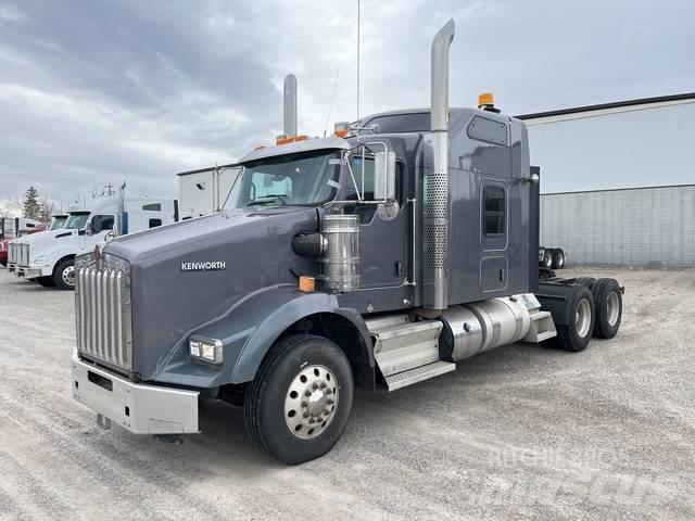 Kenworth T800 Autotractoare