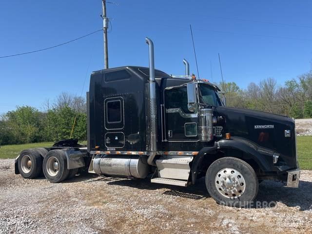 Kenworth T800 Autotractoare