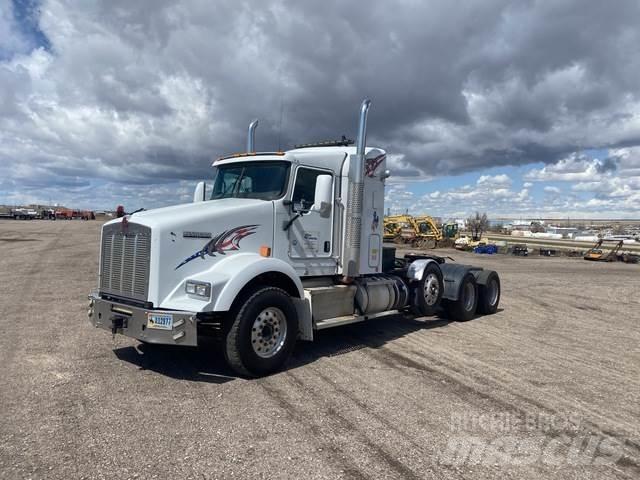 Kenworth T800 Autotractoare