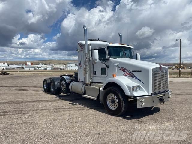 Kenworth T800 Autotractoare