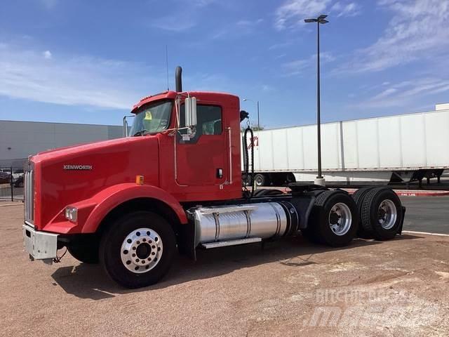 Kenworth T800 Autotractoare
