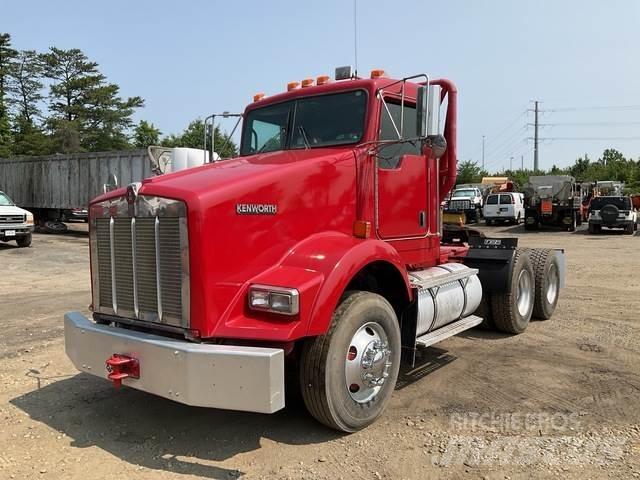 Kenworth T800 Autotractoare