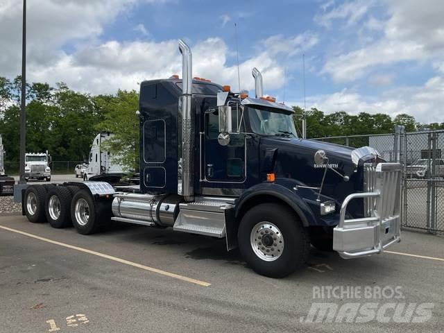 Kenworth T800 Autotractoare