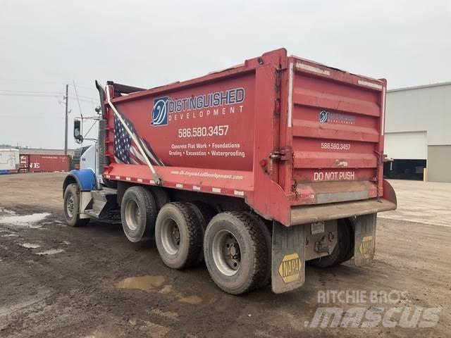 Kenworth T800 Autobasculanta