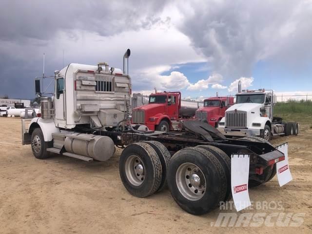 Kenworth T800 Autotractoare