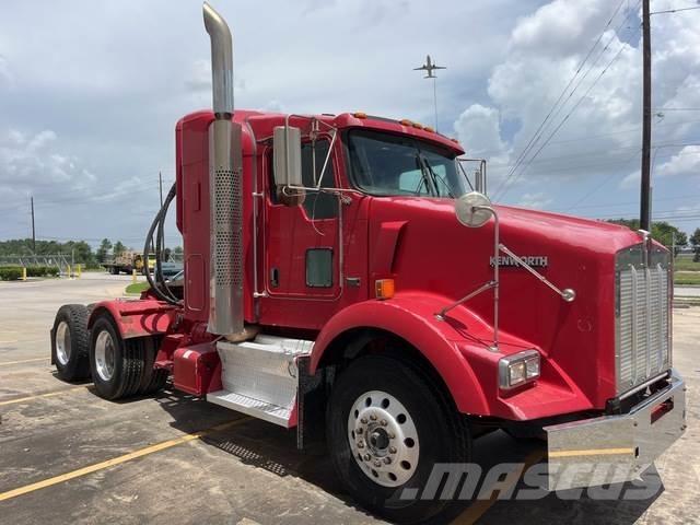 Kenworth T800 Autotractoare