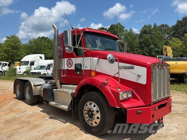 Kenworth T800 Autotractoare