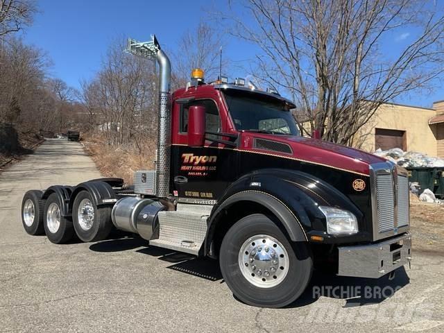 Kenworth T880 Autotractoare
