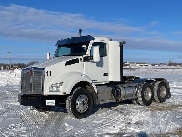 Kenworth T880 Autotractoare