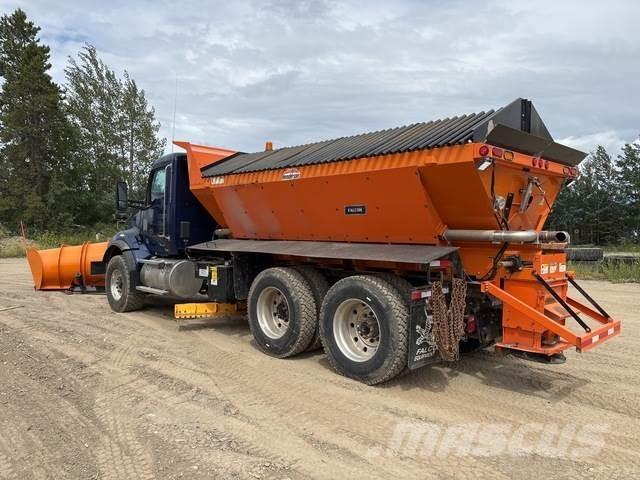 Kenworth T880 Lame pentru dezapezire si pluguri