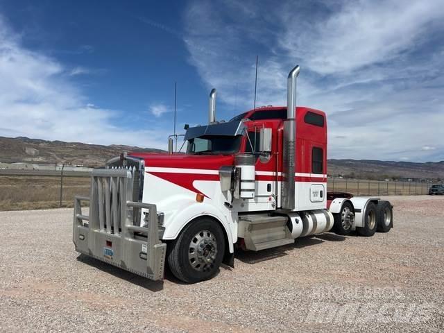 Kenworth W900 Autotractoare