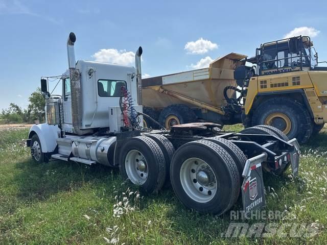 Kenworth W900 Autotractoare