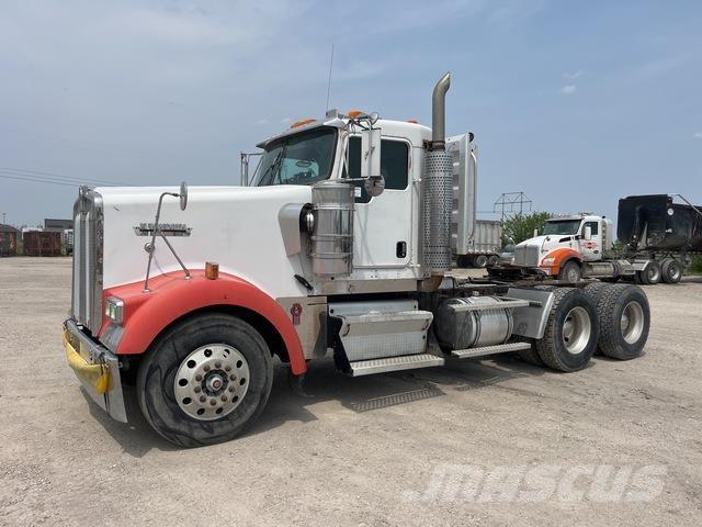Kenworth W900 Autotractoare