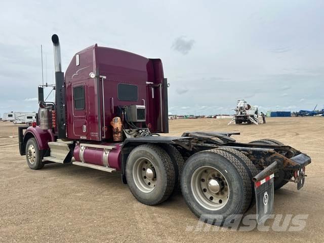 Kenworth W900 Autotractoare