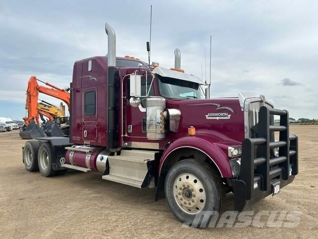 Kenworth W900 Autotractoare