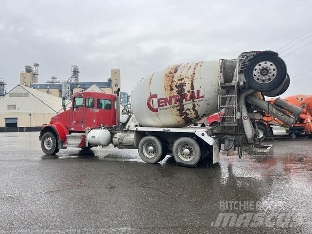 Kenworth W900B Altele