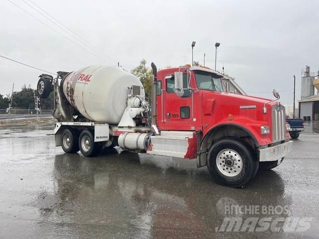 Kenworth W900B Altele