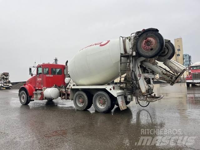 Kenworth W900B Altele