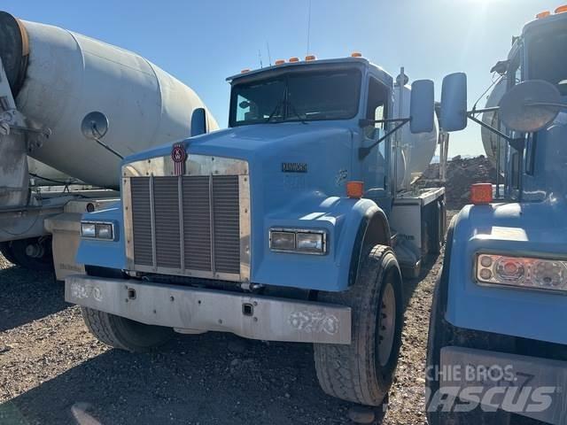 Kenworth W900B Altele