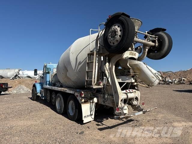 Kenworth W900B Altele