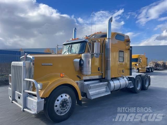 Kenworth W900L Autotractoare