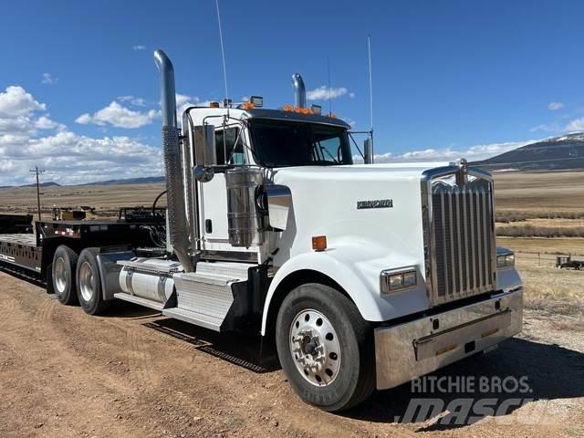 Kenworth W900L Autotractoare