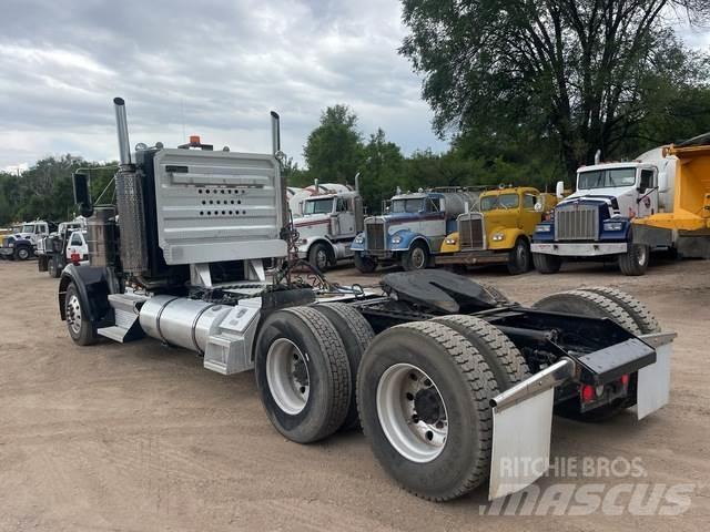 Kenworth W900L Autotractoare