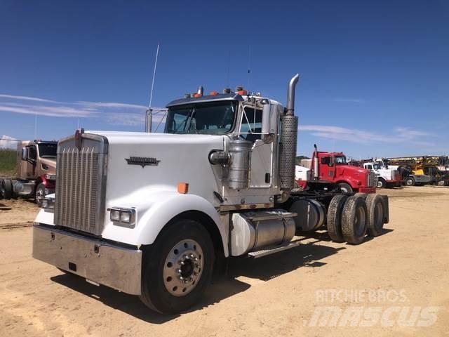 Kenworth W900L Autotractoare