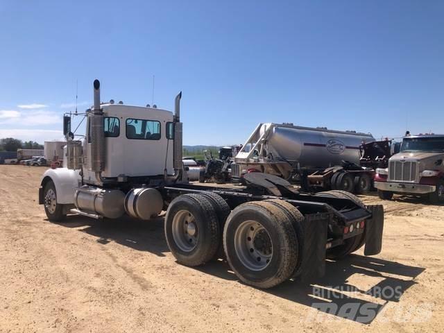 Kenworth W900L Autotractoare