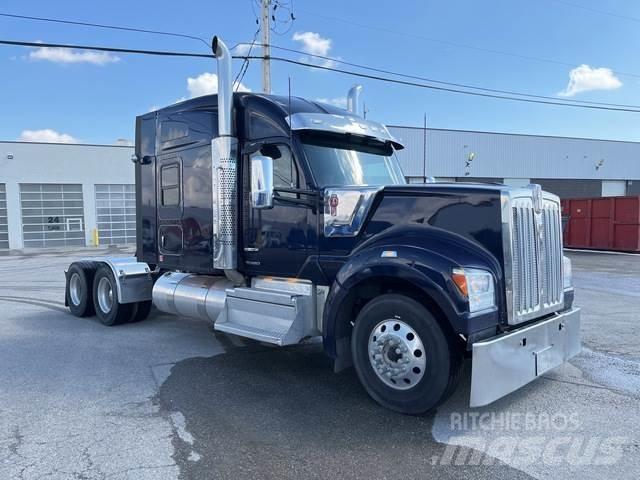 Kenworth W990 Autotractoare