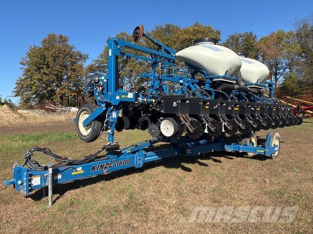 Kinze 3600 Masini de plantat