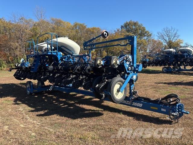 Kinze 3600 Masini de plantat