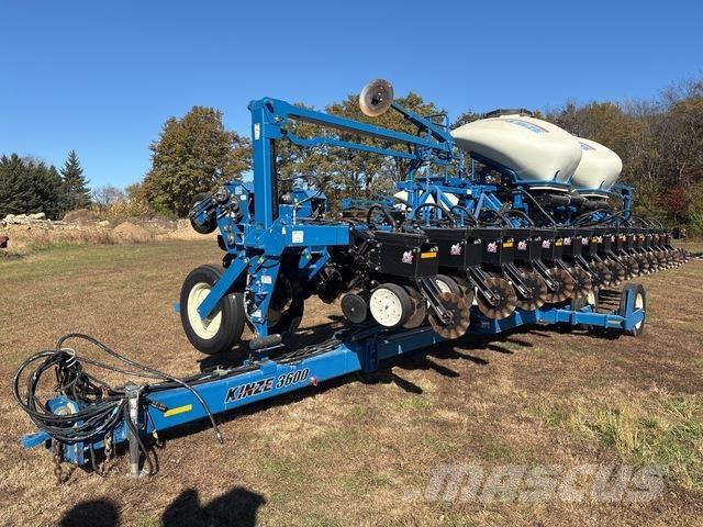 Kinze 3600 Masini de plantat