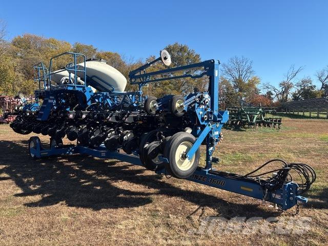 Kinze 3600 Masini de plantat