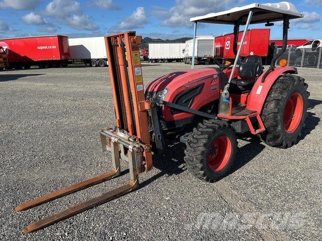 Kioti DK4810M Tractoare