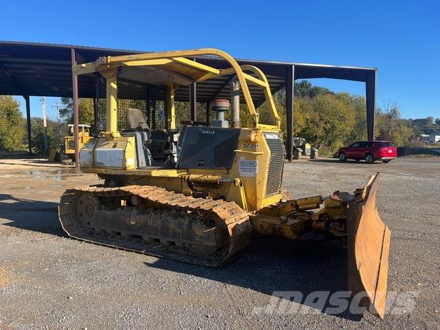 Komatsu  Buldozere pe senile