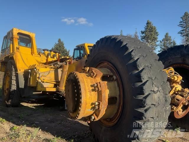Komatsu 330M Transportoare articulate
